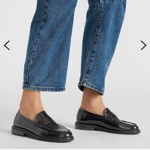 STEVE MADDEN LOAFERS